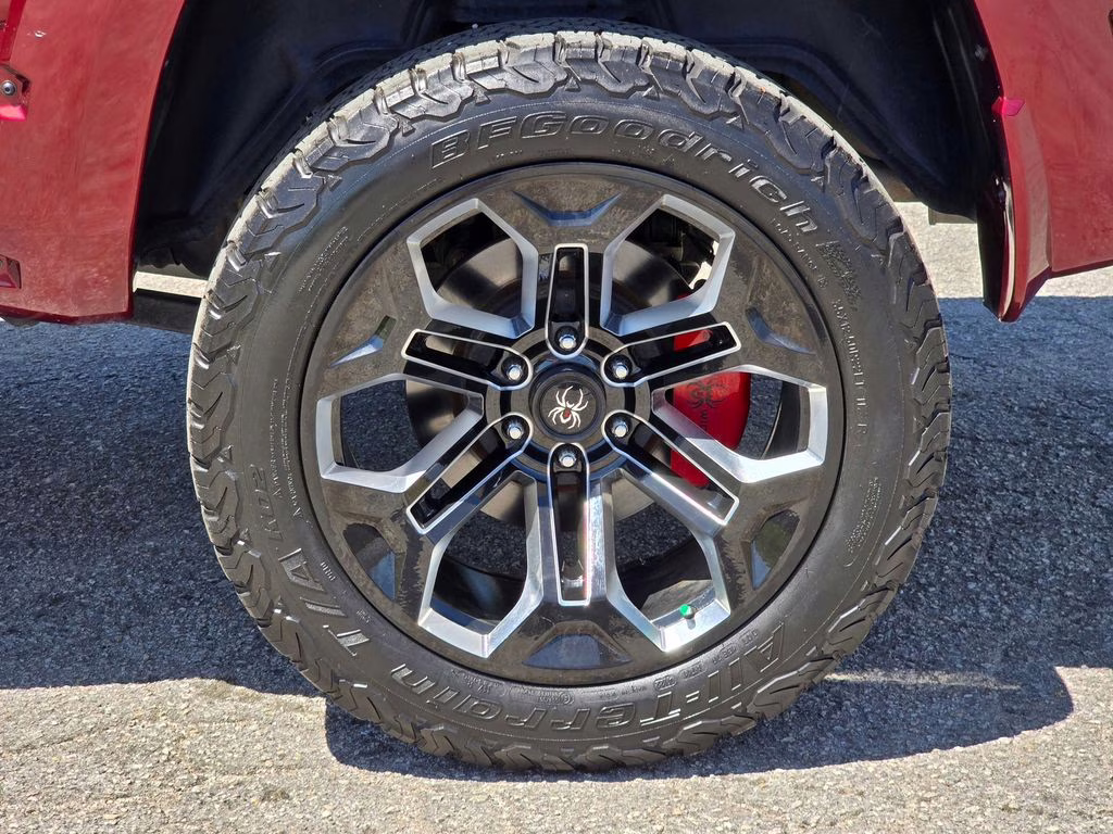 2022 Delmonico Red Pearlcoat Ram 1500 Laramie 4X4 Truck