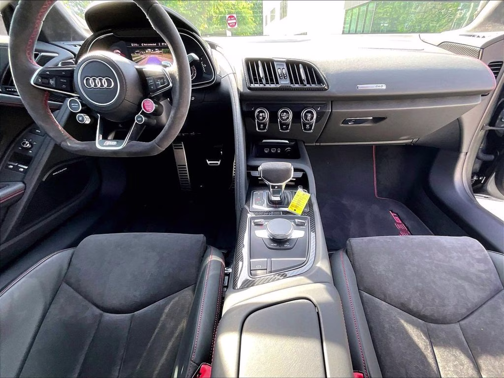 2023 Daytona Gray Pearl Effect Audi R8 GT 5.2 FSI RWD Coupe