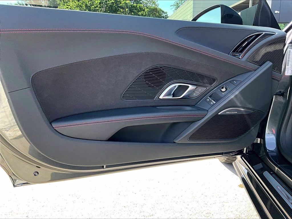 2023 Daytona Gray Pearl Effect Audi R8 GT 5.2 FSI RWD Coupe