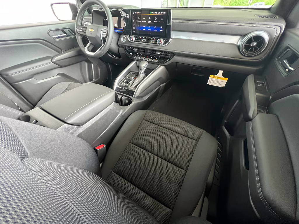 2026 Sterling Gray Metallic Chevrolet Colorado 2WD LT RWD Truck