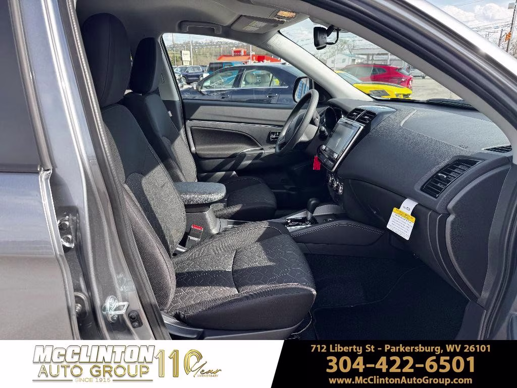 2026 Mercury Gray Metallic Mitsubishi Outlander Sport 2.0 ES 4X4 SUV