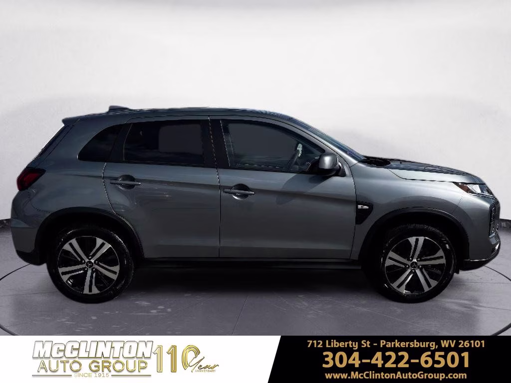 2026 Mercury Gray Metallic Mitsubishi Outlander Sport 2.0 ES 4X4 SUV