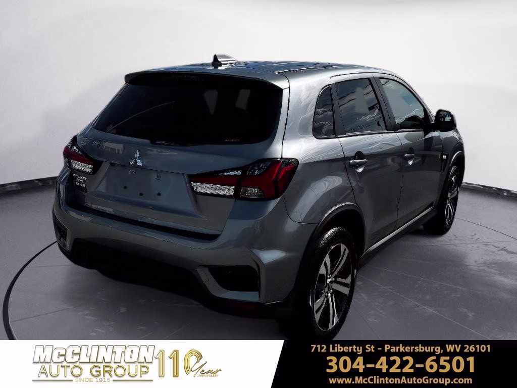 2026 Mercury Gray Metallic Mitsubishi Outlander Sport 2.0 ES 4X4 SUV