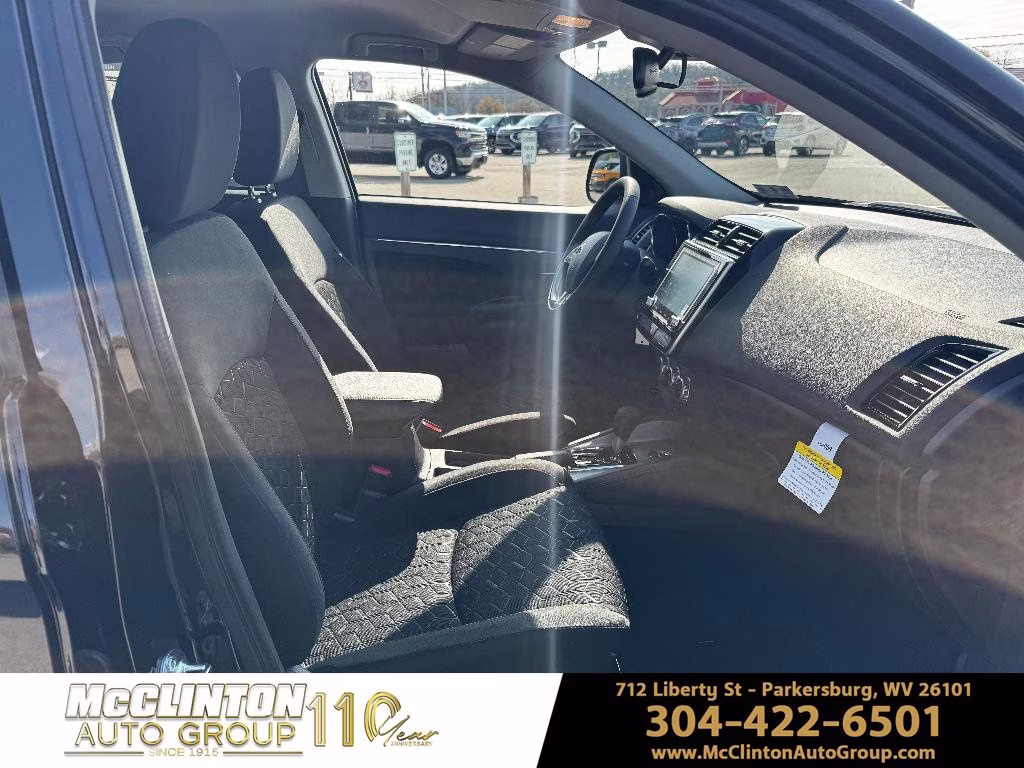 2026 Labrador Black Pearl Mitsubishi Outlander Sport 2.0 LE 4X4 SUV