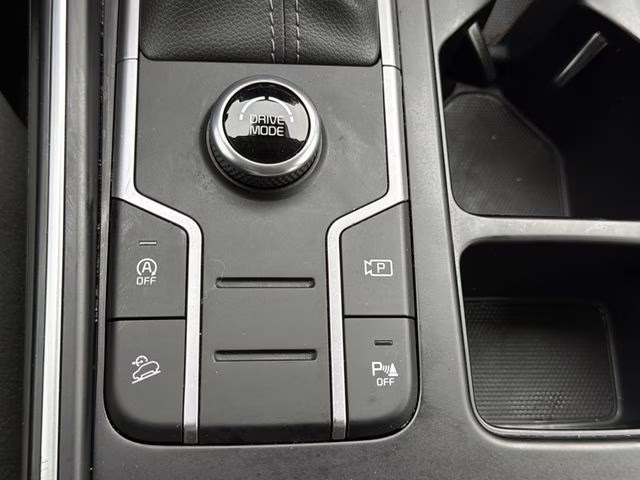 2022 Gravity Gray Kia Sorento S FWD SUV