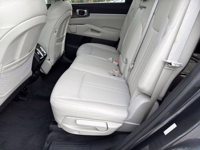 2022 Gravity Gray Kia Sorento S FWD SUV