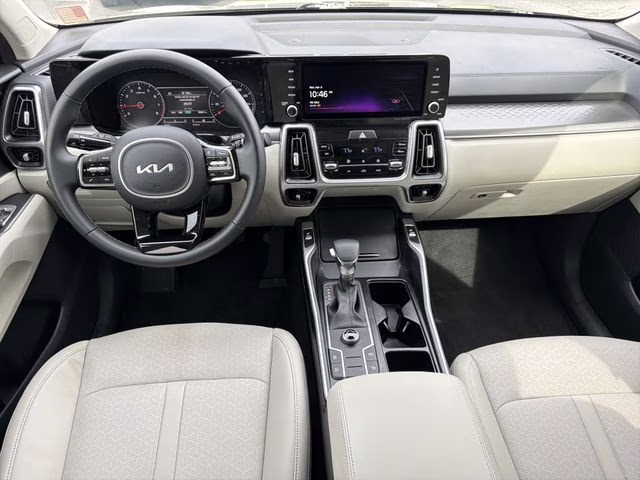 2022 Gravity Gray Kia Sorento S FWD SUV
