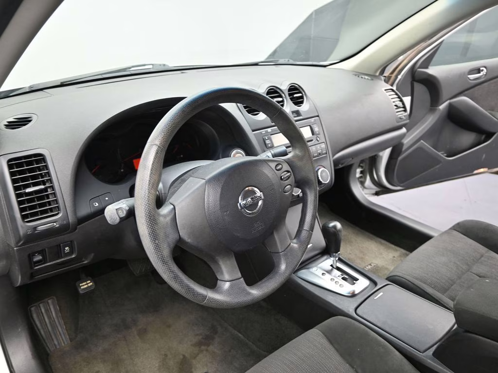 2012 Brilliant Silver Metallic Nissan Altima 2.5 S FWD Sedan