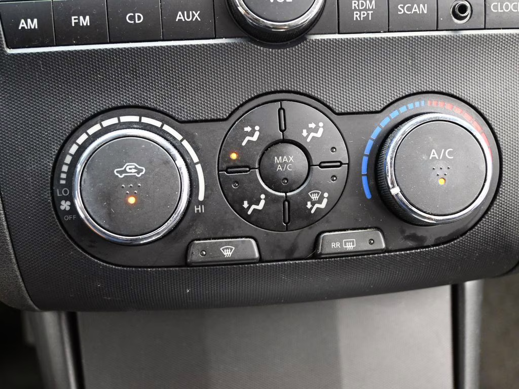 2012 Brilliant Silver Metallic Nissan Altima 2.5 S FWD Sedan