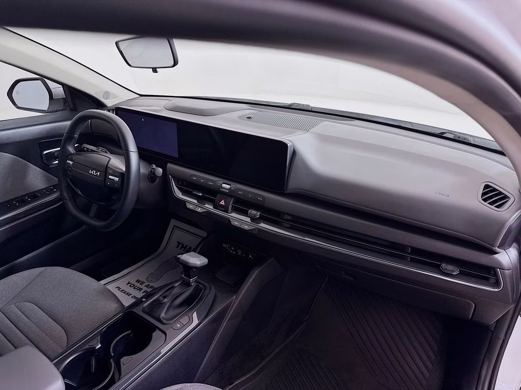 2025 Snow White Pearl Kia K4 EX FWD Sedan