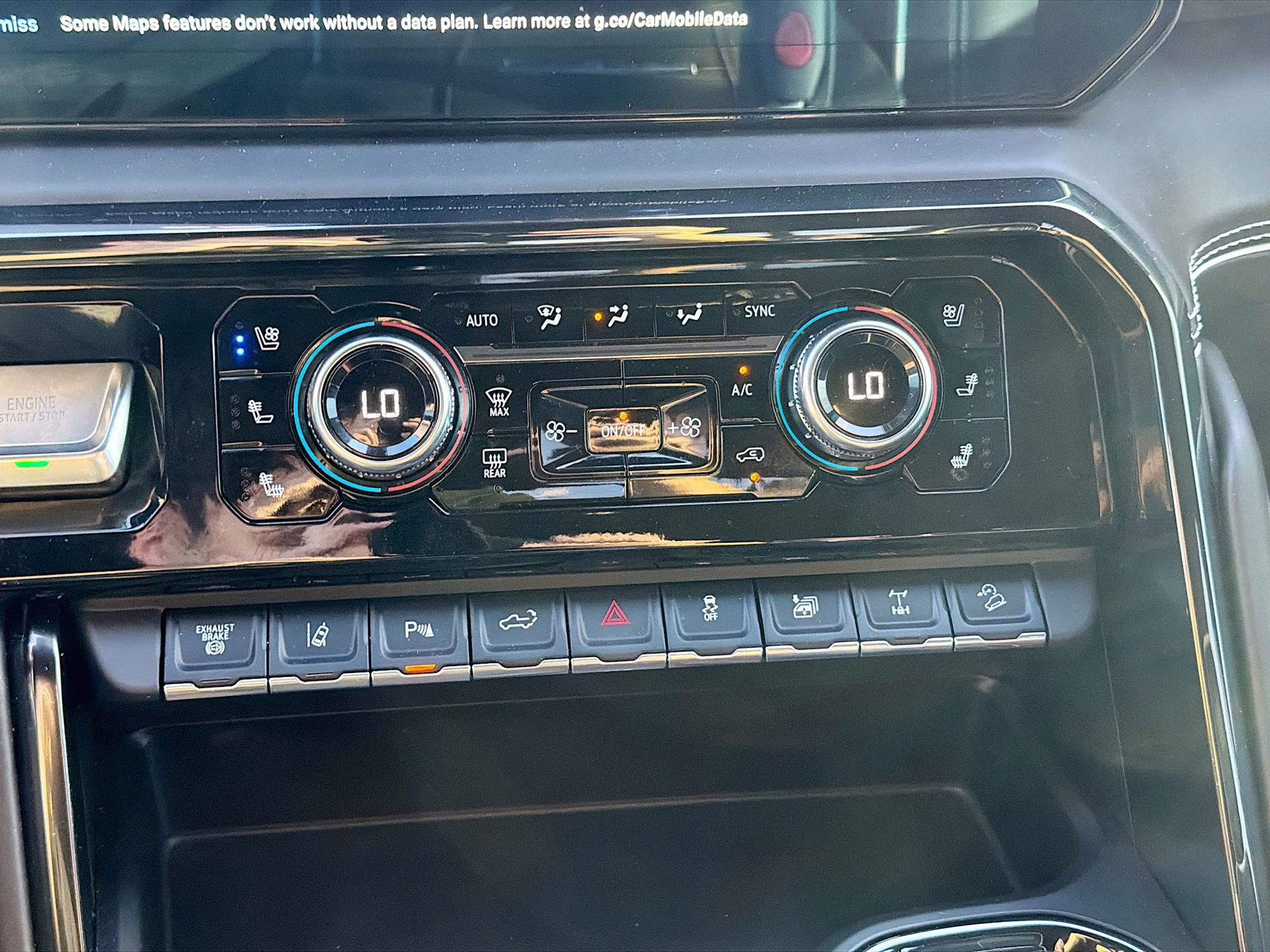 2024 Thunderstorm Gray GMC Sierra 2500HD AT4X 4X4 Truck