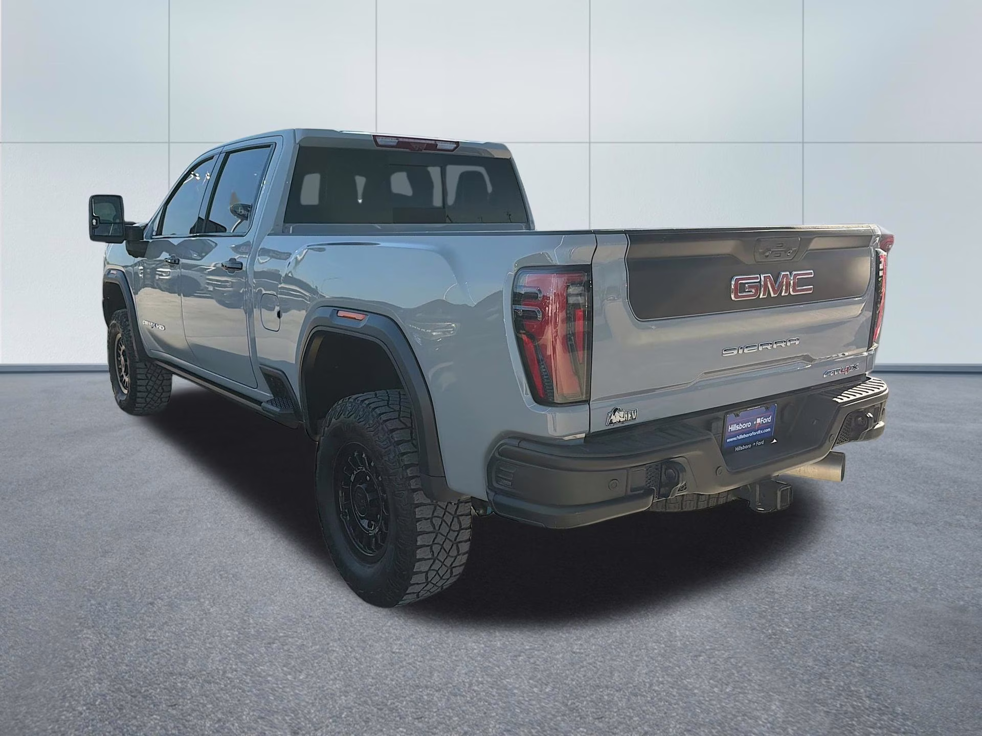 2024 Thunderstorm Gray GMC Sierra 2500HD AT4X 4X4 Truck