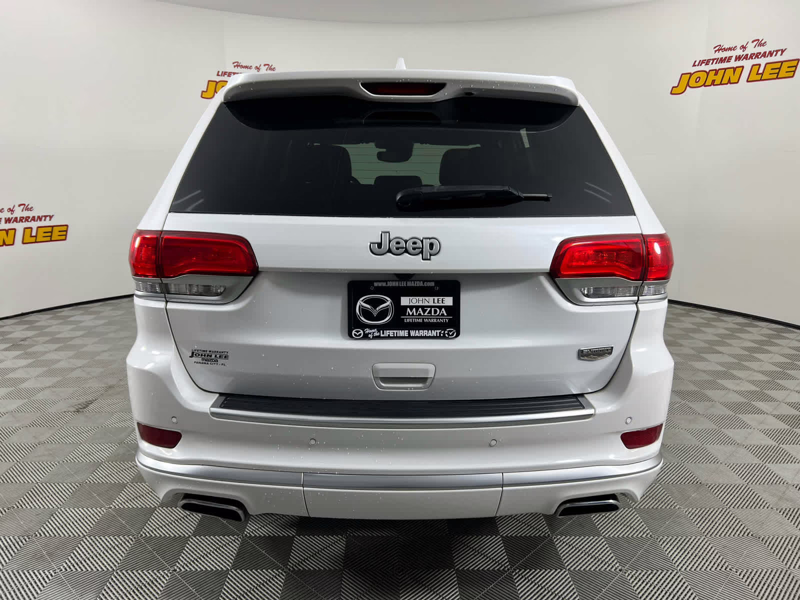 2021 Ivory 3-Coat Jeep Grand Cherokee Summit RWD SUV