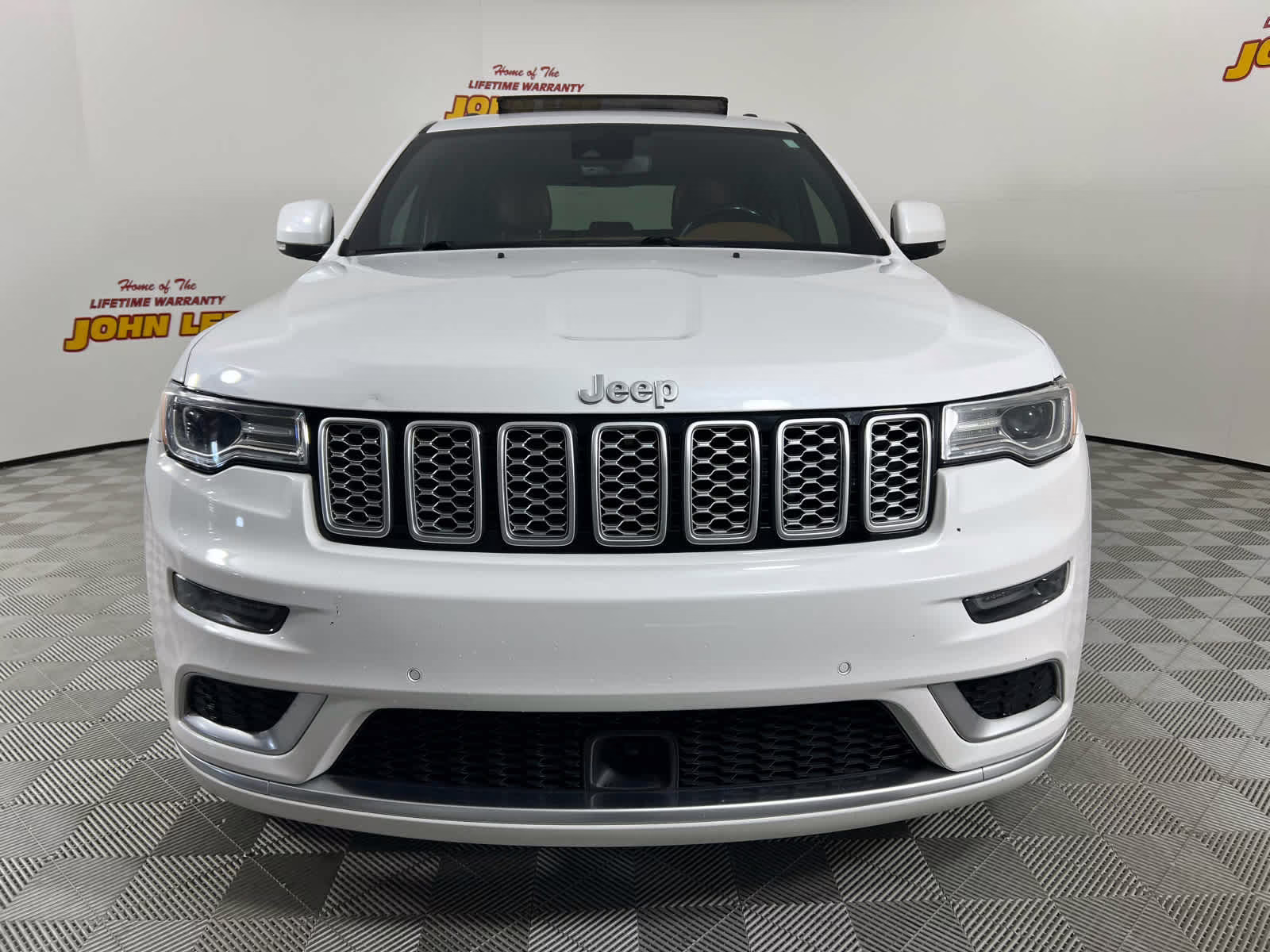 2021 Ivory 3-Coat Jeep Grand Cherokee Summit RWD SUV