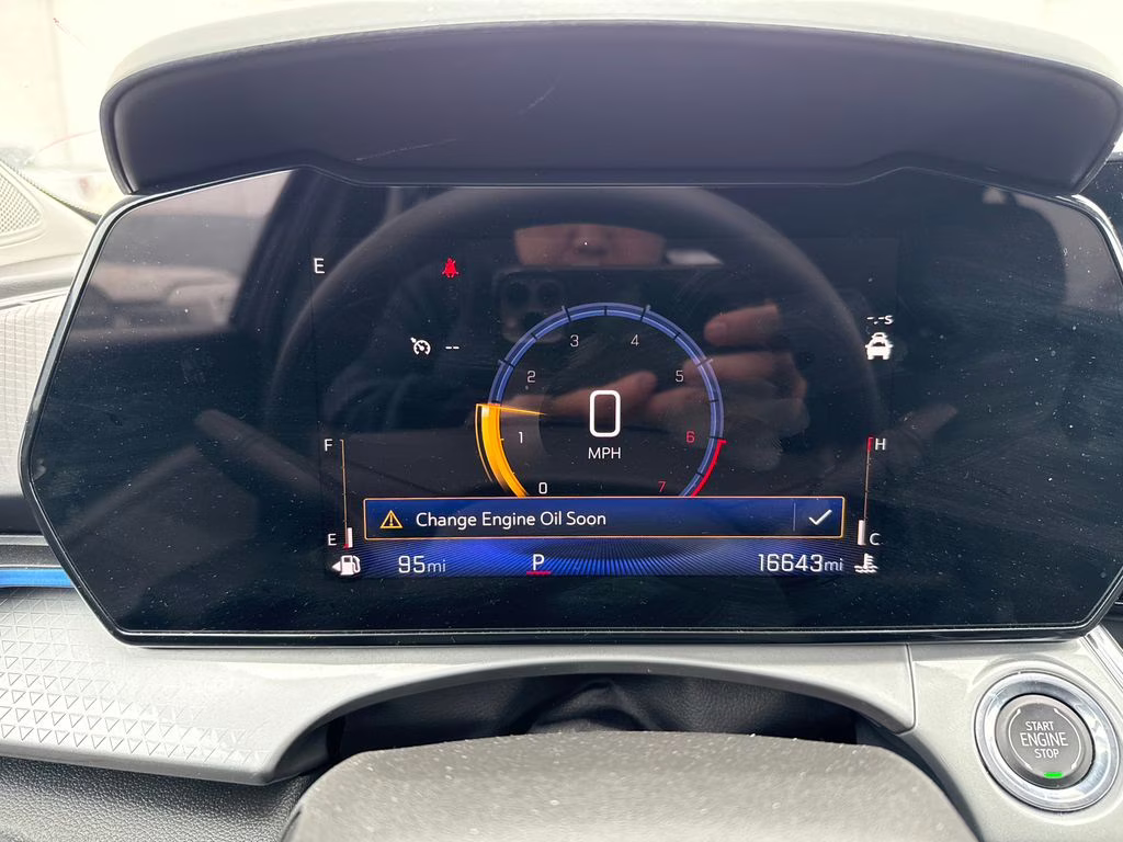 2025 Mosaic Black Metallic Chevrolet Trax LT FWD SUV