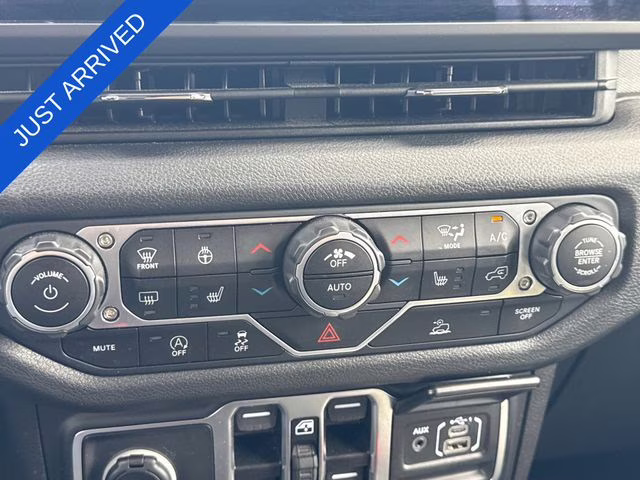 2025 Mojito Jeep Gladiator Willys 4X4 Truck