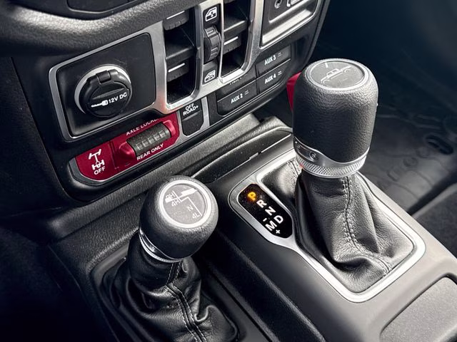 2025 Mojito Jeep Gladiator Willys 4X4 Truck