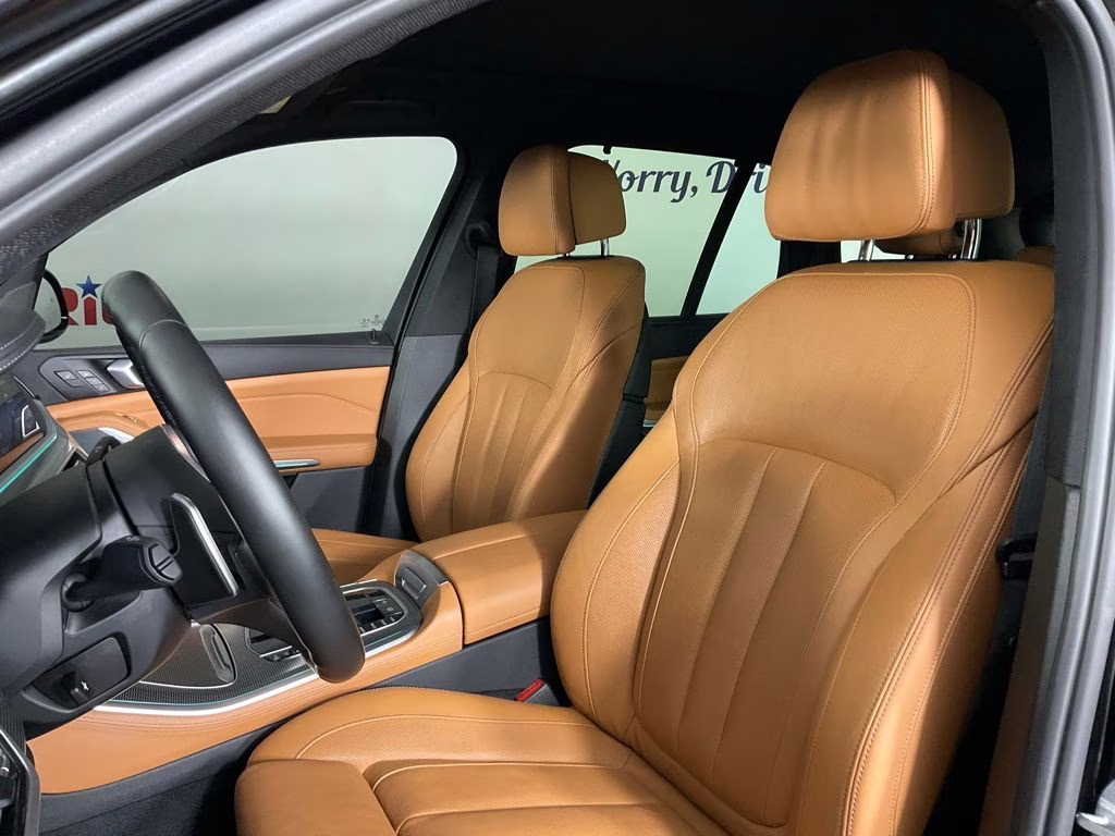 2021 Black Sapphire Metallic BMW X5 M50i AWD SUV