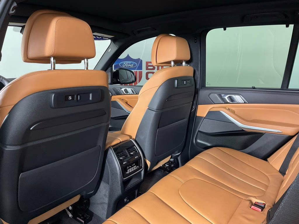 2021 Black Sapphire Metallic BMW X5 M50i AWD SUV