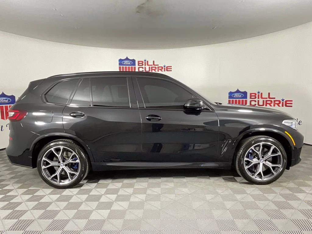 2021 Black Sapphire Metallic BMW X5 M50i AWD SUV