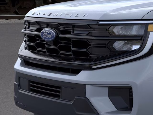 2026 Glacier Gray Metallic Tri-Coat Ford Expedition Max Active RWD SUV