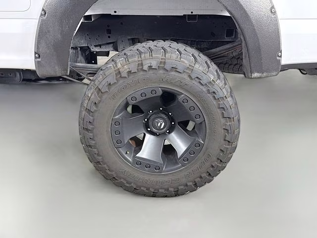 2017 Oxford White Ford Super Duty F-250 SRW XLT 4X4 Truck