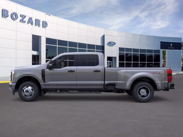 2026 Carbonized Gray Metallic Ford Super Duty F-350 DRW XL DRW 4X4 Truck