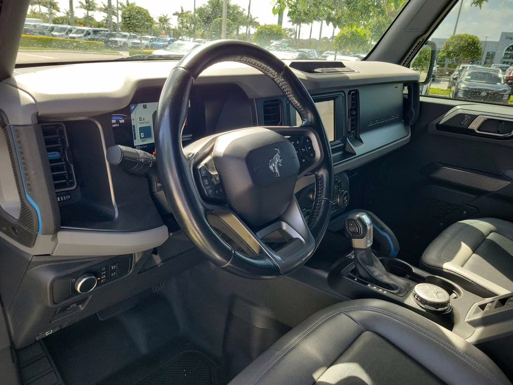 2021 Oxford White Ford Bronco Black Diamond 4X4 SUV
