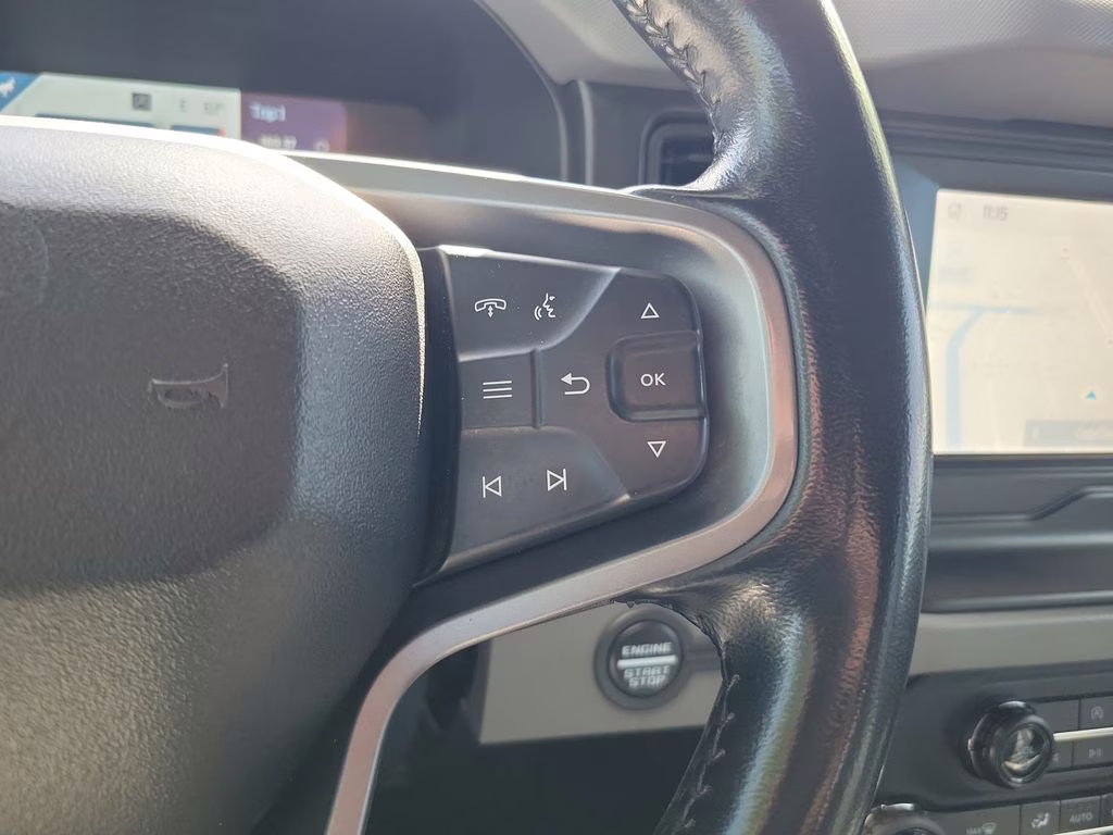 2021 Oxford White Ford Bronco Black Diamond 4X4 SUV