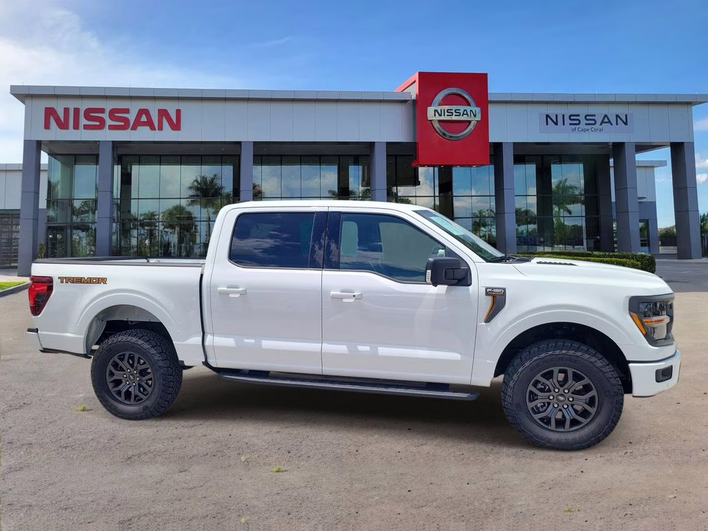 2025 Oxford White Ford F-150 Tremor 4X4 Truck