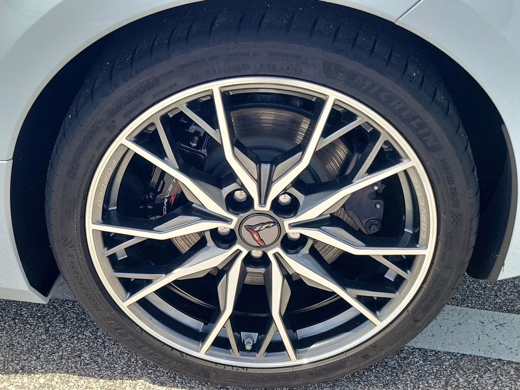 2024 Ceramic White Chevrolet Corvette Stingray RWD Coupe