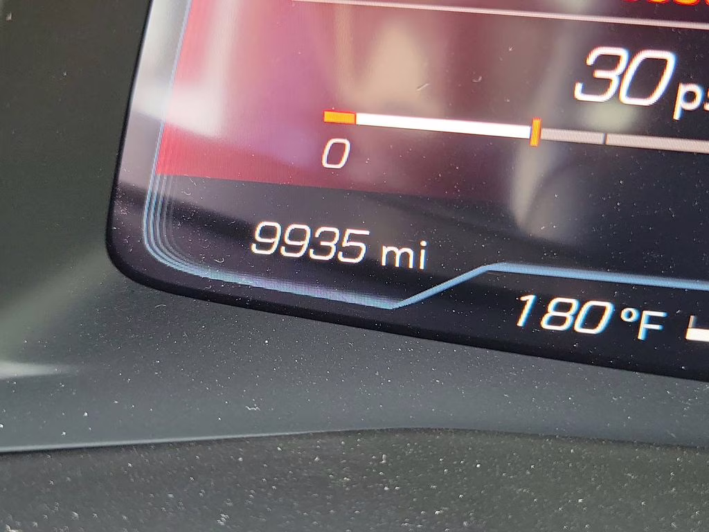 2024 Ceramic White Chevrolet Corvette Stingray RWD Coupe