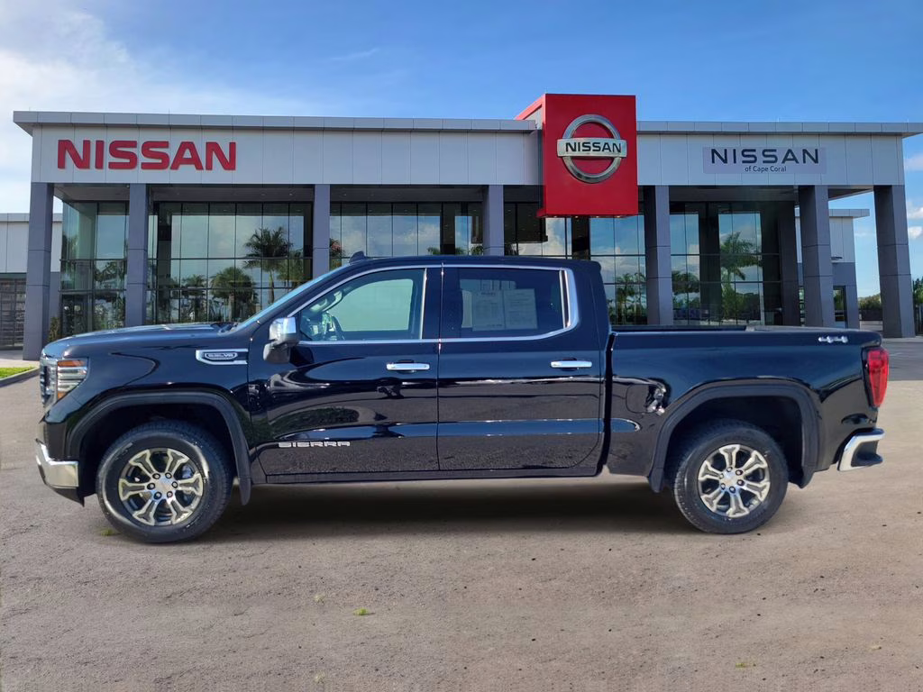 2025 Onyx Black GMC Sierra 1500 SLT 4X4 Truck