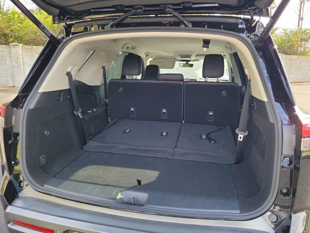 2026 Super Black Nissan Pathfinder SL FWD SUV