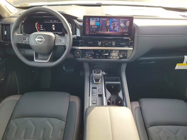 2026 White / Black Nissan Pathfinder Platinum FWD SUV