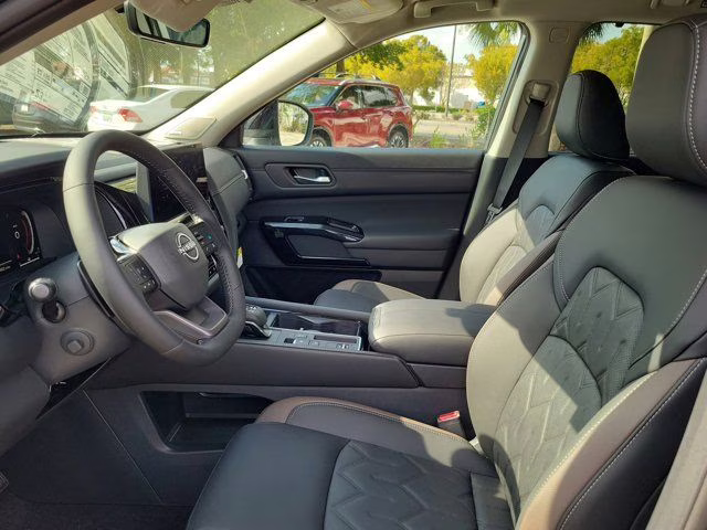 2026 Gun Metallic Nissan Pathfinder Platinum FWD SUV