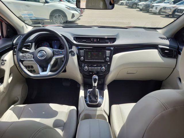 2022 Pearl Metallic Nissan Rogue Sport SL AWD SUV