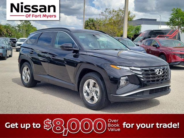 2024 Black Pearl Hyundai Tucson SEL FWD SUV