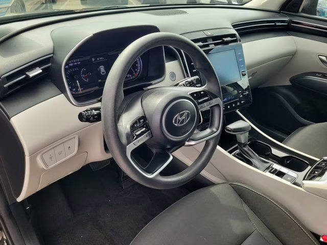 2024 Black Pearl Hyundai Tucson SEL FWD SUV