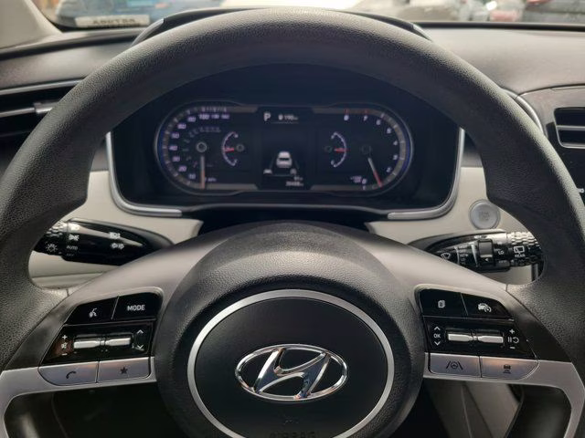 2024 Black Pearl Hyundai Tucson SEL FWD SUV