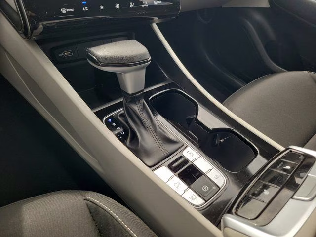 2024 Black Pearl Hyundai Tucson SEL FWD SUV