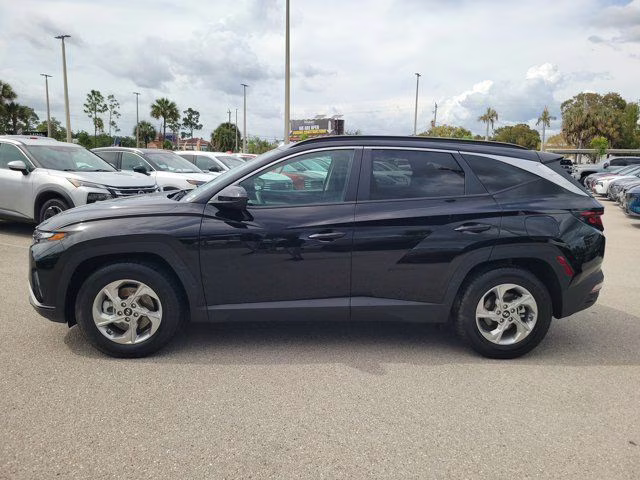 2024 Black Pearl Hyundai Tucson SEL FWD SUV