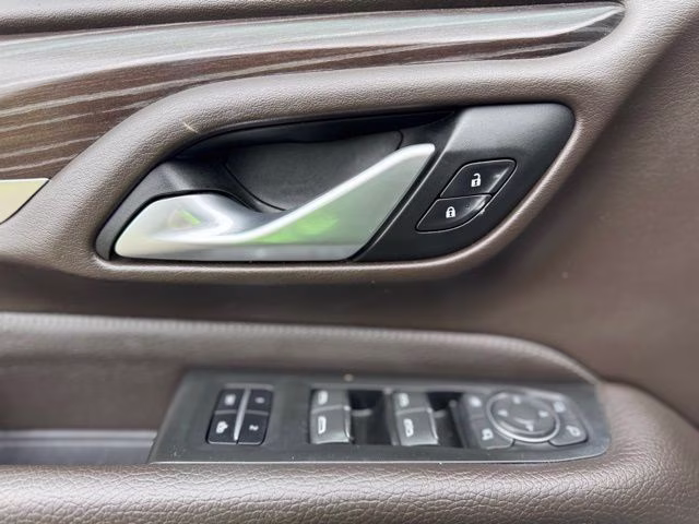 2022 Summit White GMC Yukon Denali 4X4 SUV