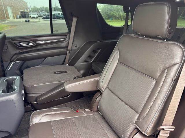 2022 Summit White GMC Yukon Denali 4X4 SUV
