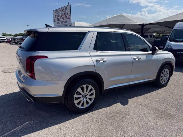 2025 Typhoon Silver Hyundai Palisade SEL AWD SUV