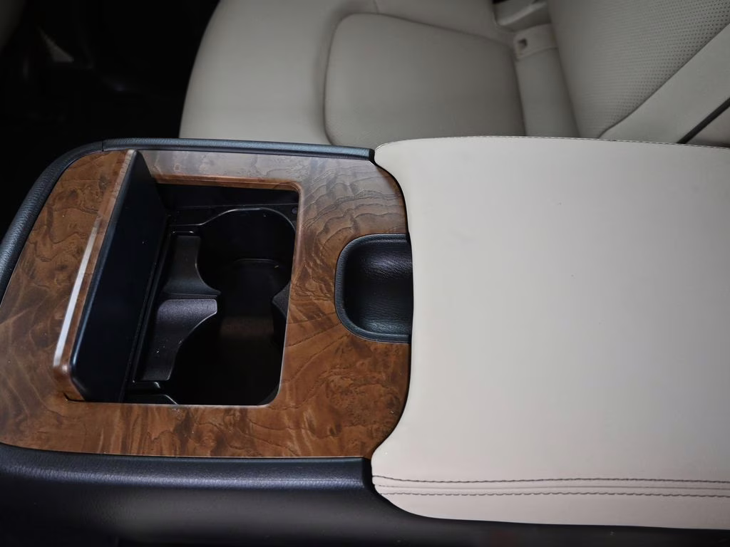 2024 Aspen White Nissan Armada SL RWD SUV