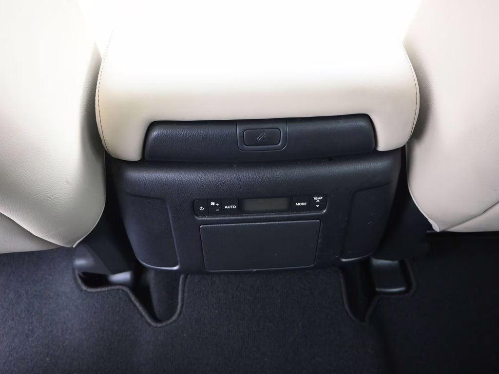 2024 Aspen White Nissan Armada SL RWD SUV
