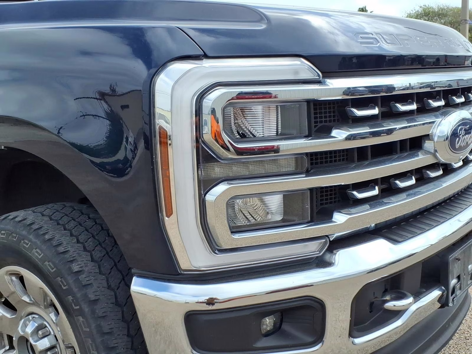 2024 Blue Metallic Ford Super Duty F-250 SRW Lariat 4X4 Truck