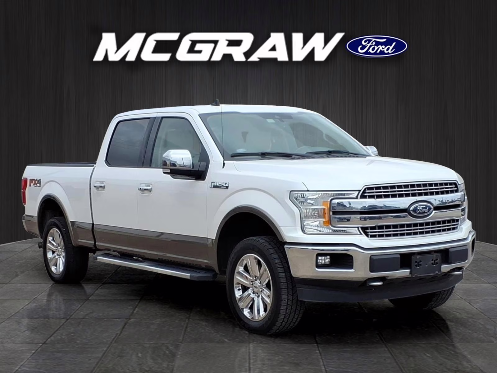 2019 White Platinum Ford F-150 Lariat 4X4 Truck