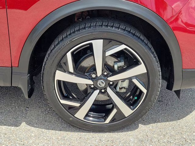 2022 Scarlet Ember Pearl Metallic Nissan Rogue Sport SL AWD SUV